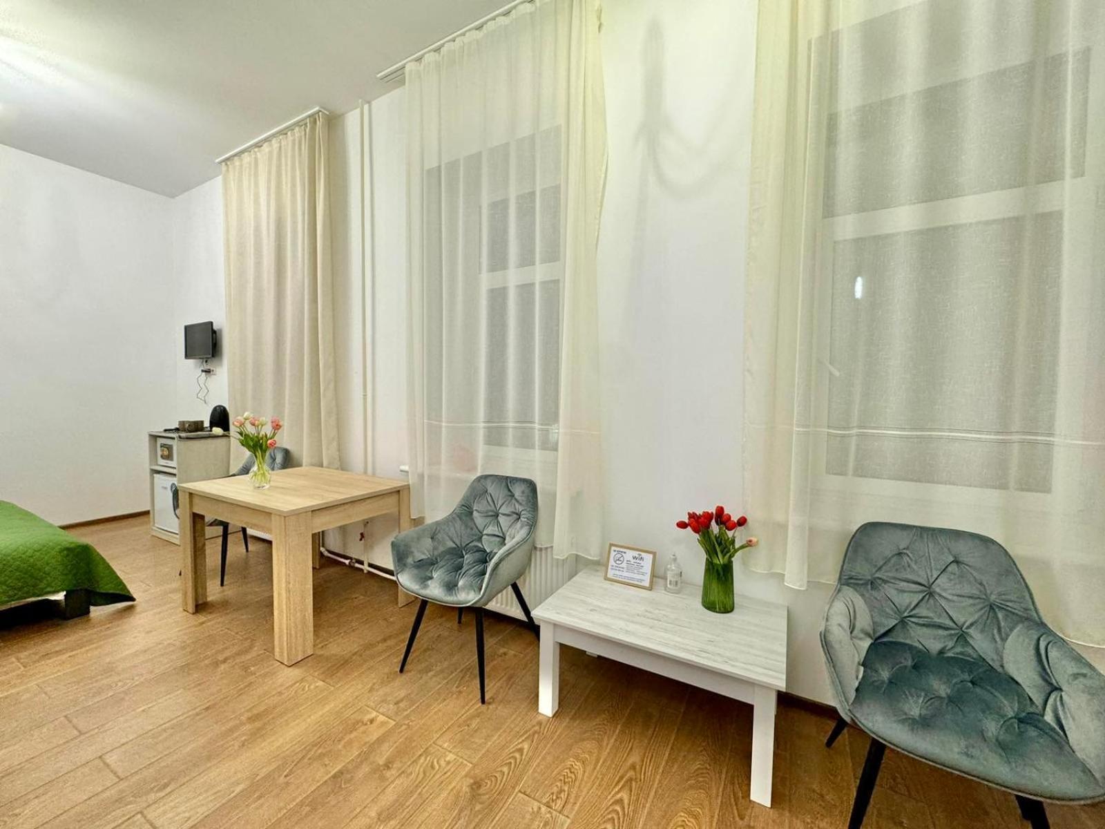 Апартаменти Поруч З Олімпійським Стадіоном Kiew Exterior foto
